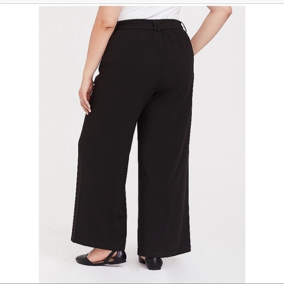 NEW Torrid black crepe self tie wide leg pants - Picture 2 of 3